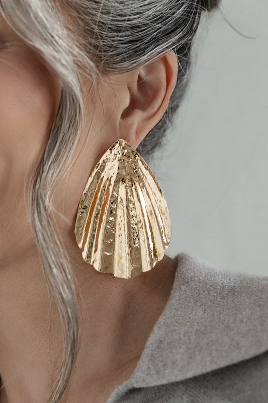 Gold Seashell Shores Earrings