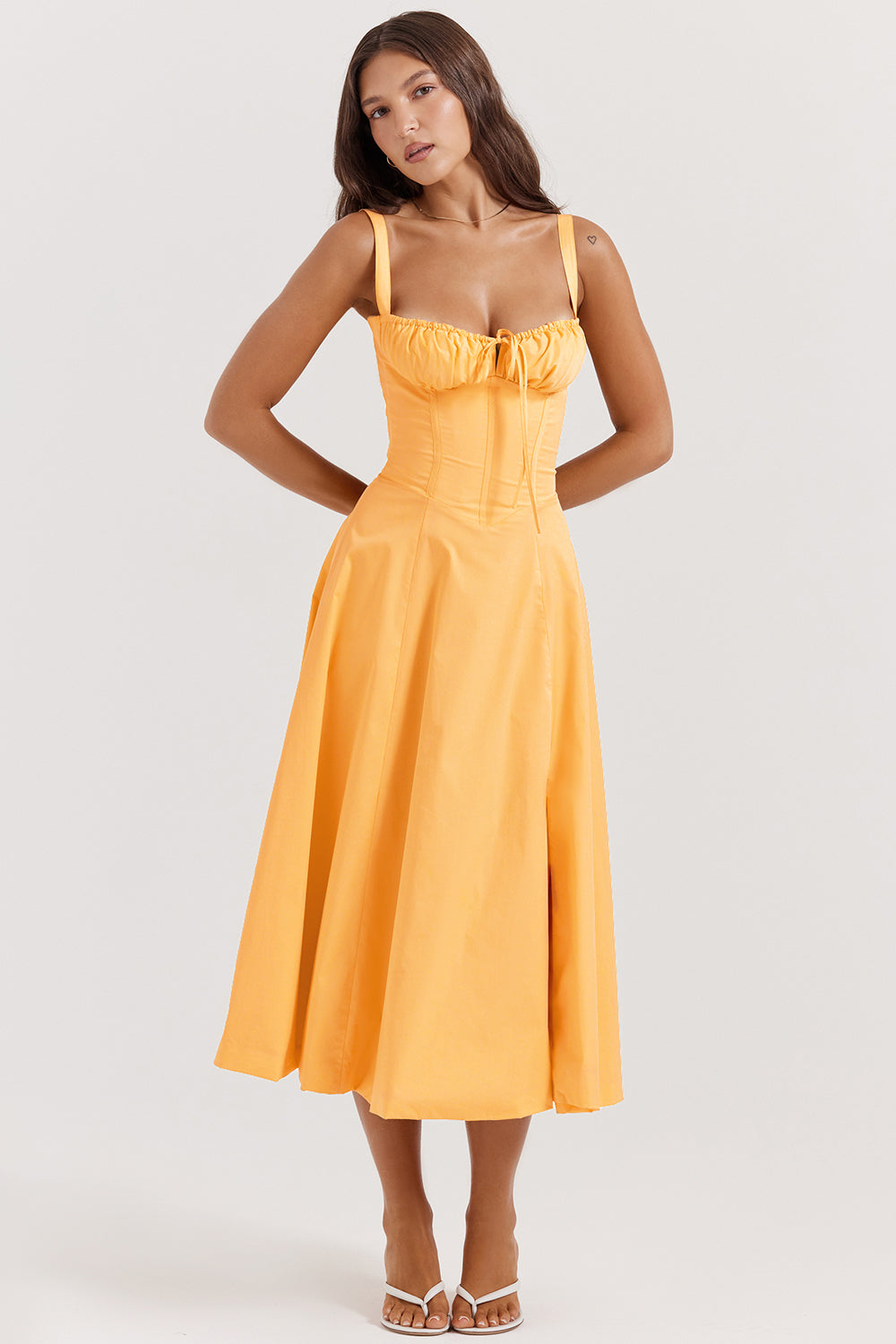 Alinas - Summer dress with spaghetti straps